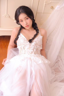 白桃松木